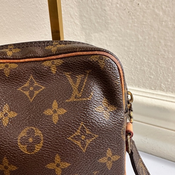 LOUIS VUITTON Danube crossbody bag with dustbag and COA - Picture 10 of 17